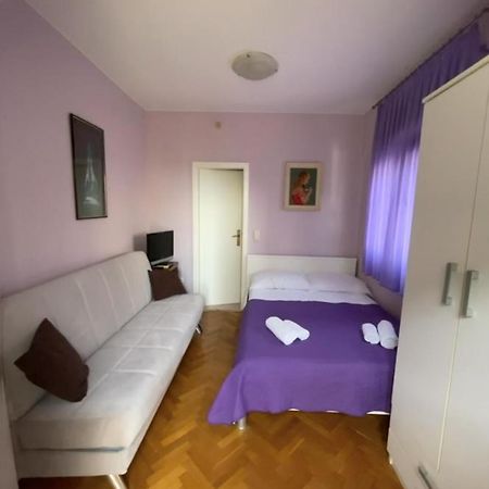 Studio Apartment Near Split Airport Каштела Екстер'єр фото